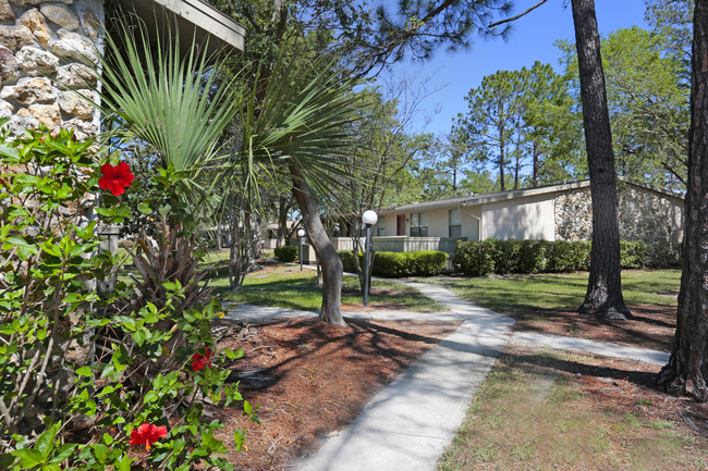 Kings Crossing Apartments in Jacksonville, FL - Building Photo - Building Photo