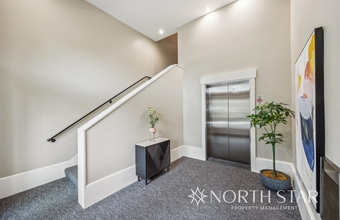 16500 SW Ferry Rd in Lake Oswego, OR - Building Photo - Building Photo