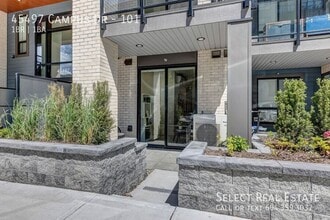 45497 Campus Dr in Chilliwack, BC - Building Photo - Building Photo