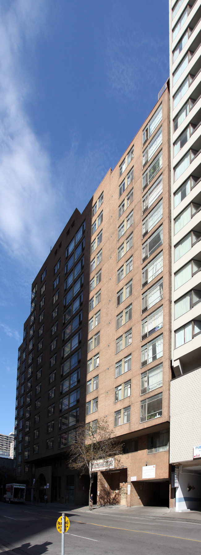 Chestnut Elizabeth in Toronto, ON - Building Photo - Building Photo