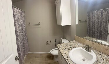 9026 Red Cliff Ave in Odessa, TX - Building Photo - Building Photo