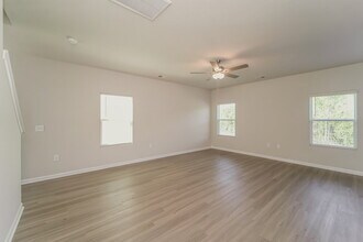 6317 Lowe Ln in Charlotte, NC - Building Photo - Building Photo