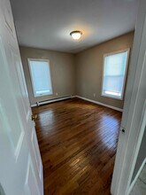 517 Hillsboro St in Berlin, NH - Foto de edificio - Building Photo