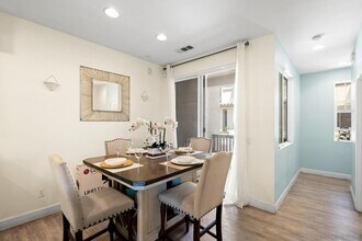 5428 Santa Sofia in San Diego, CA - Building Photo - Building Photo