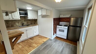 46 N Center St in Millerton, NY - Building Photo - Building Photo