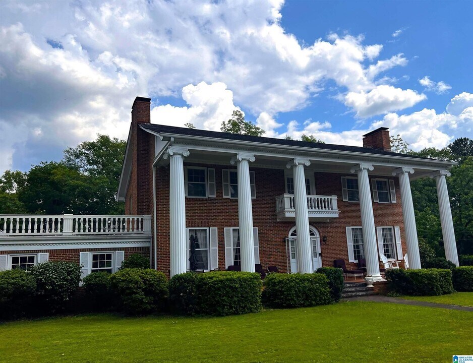3560 AL-25 in Montevallo, AL - Foto de edificio
