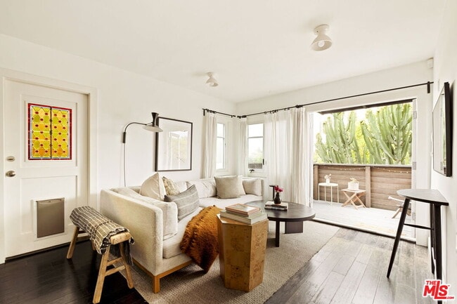 property at 3633 Effie St