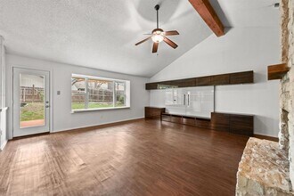 7811 Finch Trail in Austin, TX - Building Photo - Building Photo