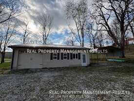 444 E Eble Rd in Boonville, IN - Building Photo