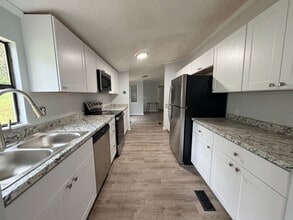 634 Roddy Branch Rd in Rockford, TN - Building Photo - Building Photo
