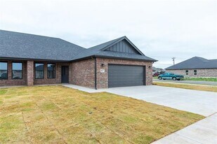 8017 Sawdust Trl in Abilene, TX - Building Photo