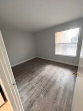 1999 Kings Hwy, Unit 131B in Port Charlotte, FL - Building Photo - Building Photo