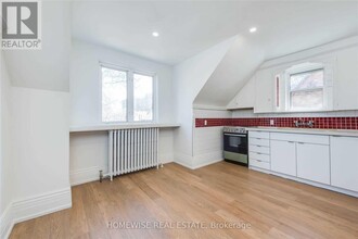 183-183 Dowling Ave in Toronto, ON - Building Photo - Building Photo