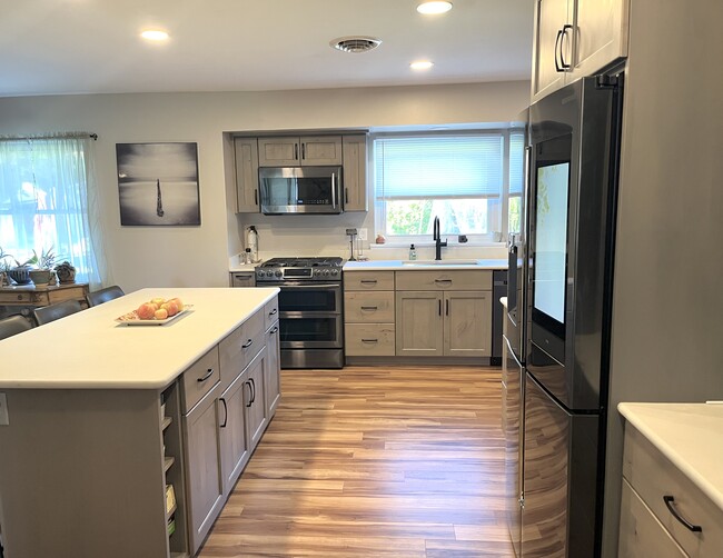 304 Madison St in State College, PA - Building Photo - Building Photo