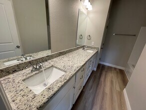 130 Western Hills Dr in Durant, OK - Building Photo - Building Photo