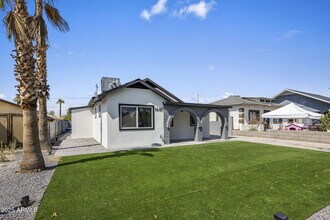 1440 E Pierce St in Phoenix, AZ - Building Photo - Building Photo
