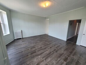2929 N Calvert St in Baltimore, MD - Building Photo - Building Photo