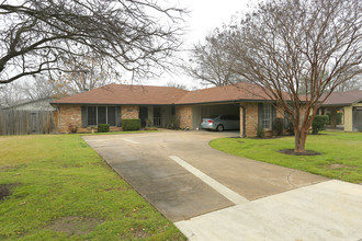 Cherry Creek Duplexes in Austin, TX - Building Photo - Building Photo