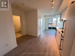 252 Church St in Toronto, ON - Building Photo - Building Photo