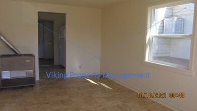 555 SE 2nd St in Prineville, OR - Building Photo - Building Photo