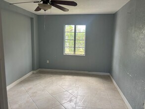 1236 Peak Rd in Lantana, FL - Building Photo - Building Photo