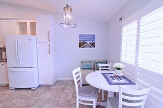 893 Gulf Pavillion Dr in Naples, FL - Building Photo - Building Photo