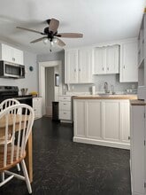 84 Kimball St, Unit 2 in Manchester, NH - Foto de edificio - Building Photo