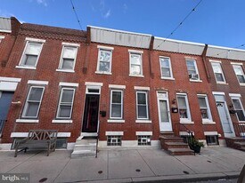 347 Durfor St in Philadelphia, PA - Building Photo