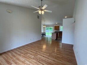 7792 Sandalwood Dr in Newburgh, IN - Building Photo - Building Photo