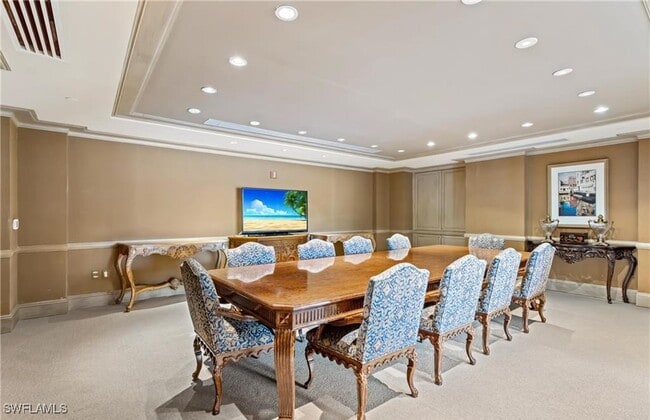 property at 7117 Pelican Bay Blvd