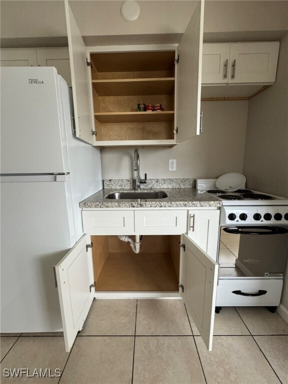 2452 Stella St in Ft. Myers, FL - Building Photo - Building Photo