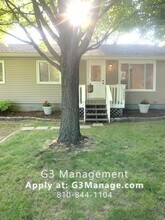 5052 Walsh Dr in Brighton, MI - Building Photo - Building Photo