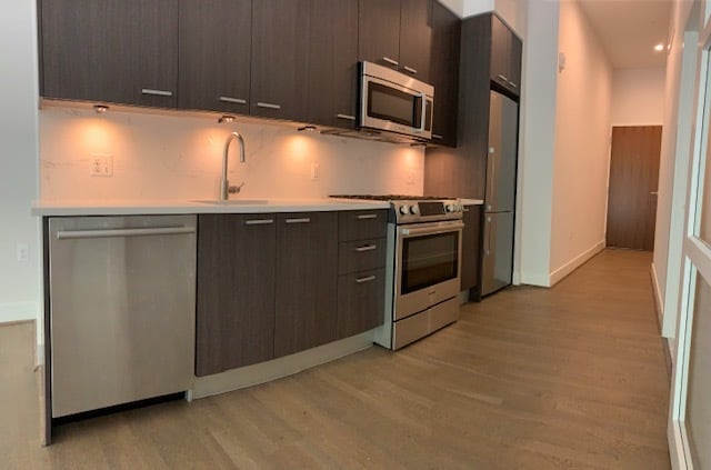 525 Water St SW, Unit 218 in Washington, DC - Building Photo - Building Photo