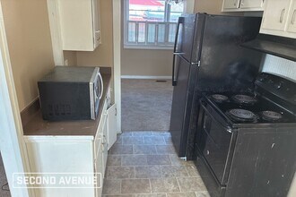 900 S Spring St in Evansville, IN - Building Photo - Building Photo