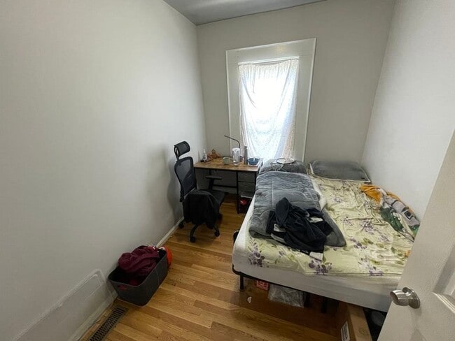 property at 18 Perrin St