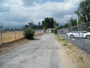 25070 E 3rd St in San Bernardino, CA - Building Photo - Building Photo