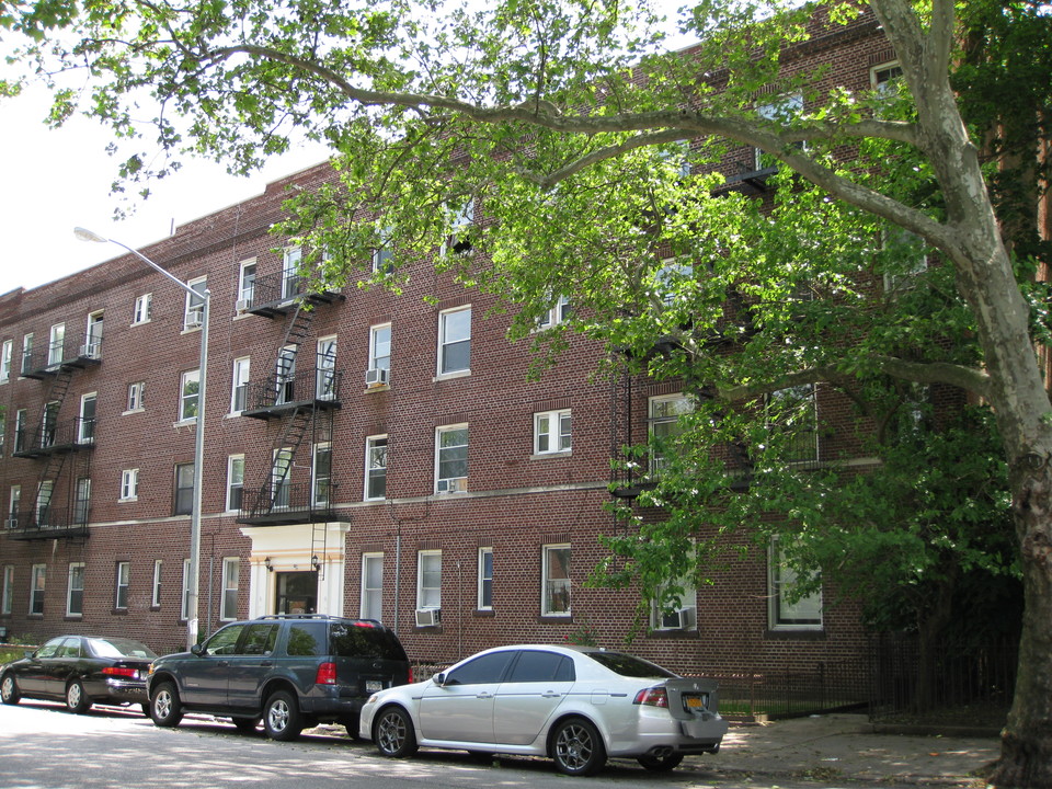 3765 18th Avenue in Brooklyn, NY - Building Photo