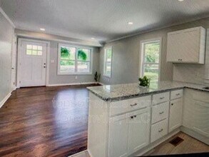 201 Chipley Ln in Greenville, SC - Building Photo - Building Photo