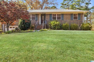 1524 Highland Dr in Birmingham, AL - Building Photo