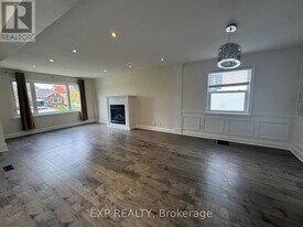 97 Central Park Blvd N in Oshawa, ON - Building Photo