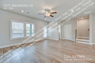 1071 Knoxboro Ln in Woodstock, GA - Building Photo - Building Photo
