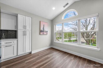 422 Cromwell Cir in Bartlett, IL - Building Photo - Building Photo