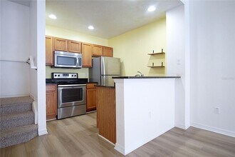 4562 Yellowgold Rd E in Kissimmee, FL - Building Photo - Building Photo