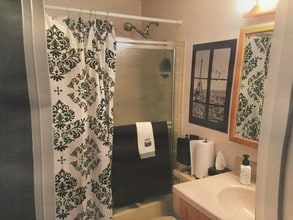 322 Woodland Ct, Unit 322 Woodland Court in Coram, NY - Foto de edificio - Building Photo