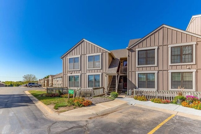 12814 W 110th Terrace in Overland Park, KS - Building Photo - Building Photo
