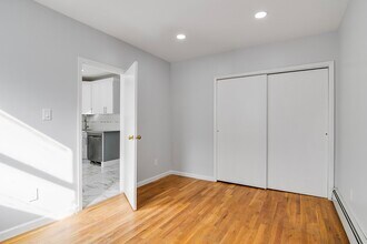 325 57th St in West New York, NJ - Building Photo - Building Photo