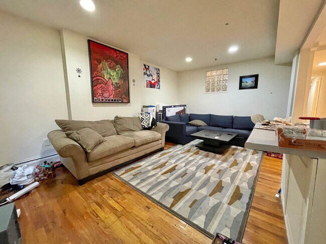 1035 Washington St in Hoboken, NJ - Building Photo - Building Photo