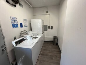 11937 Avon Way in Los Angeles, CA - Building Photo - Building Photo