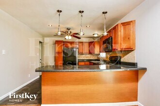 12840 Verwood Dr in Florissant, MO - Building Photo - Building Photo