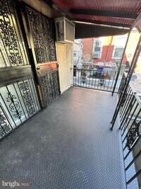 1107 E Passyunk Ave photo'